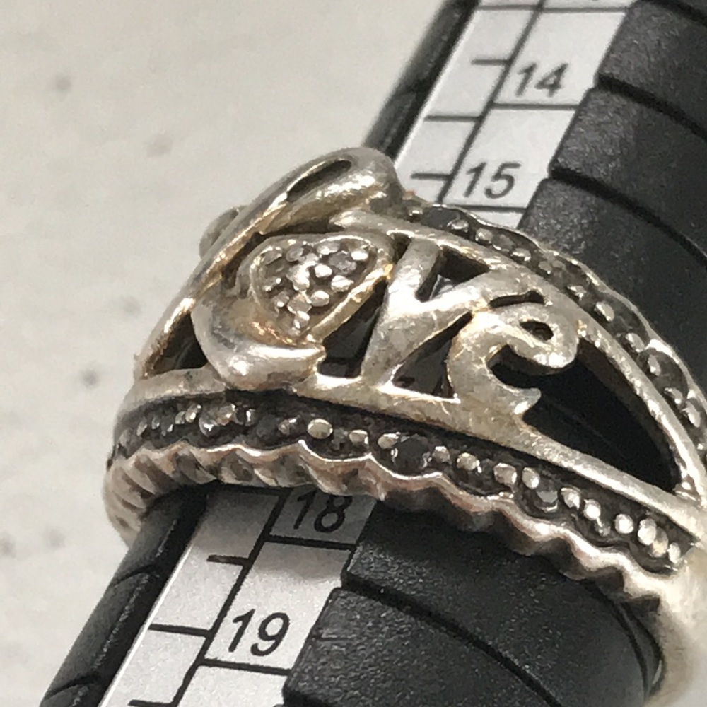 925 Sterling Silver “Love” Ring Logo with Diamond Chip Accents Size 7.75 - Picture 7 of 11